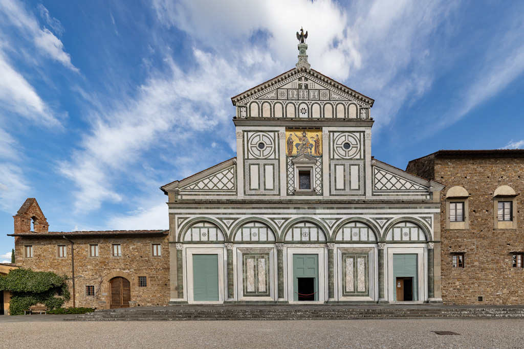 Basilica di S. Miniato al Monte: veduta della facciata.